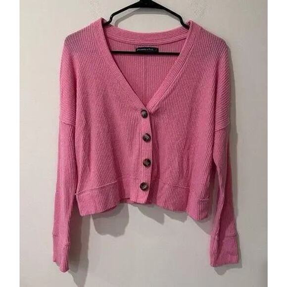 Abercrombie Pink Super Soft Ribbed Cardigan Sz Medium - Picture 1 of 2